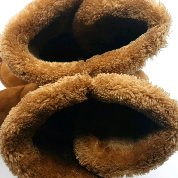 UGG Tan Bailey 3-button mid calf boots - Picture 8 of 10